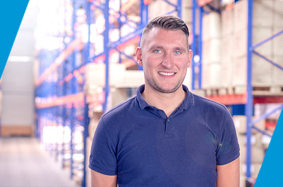 Mitarbeiterin von ALLPAX