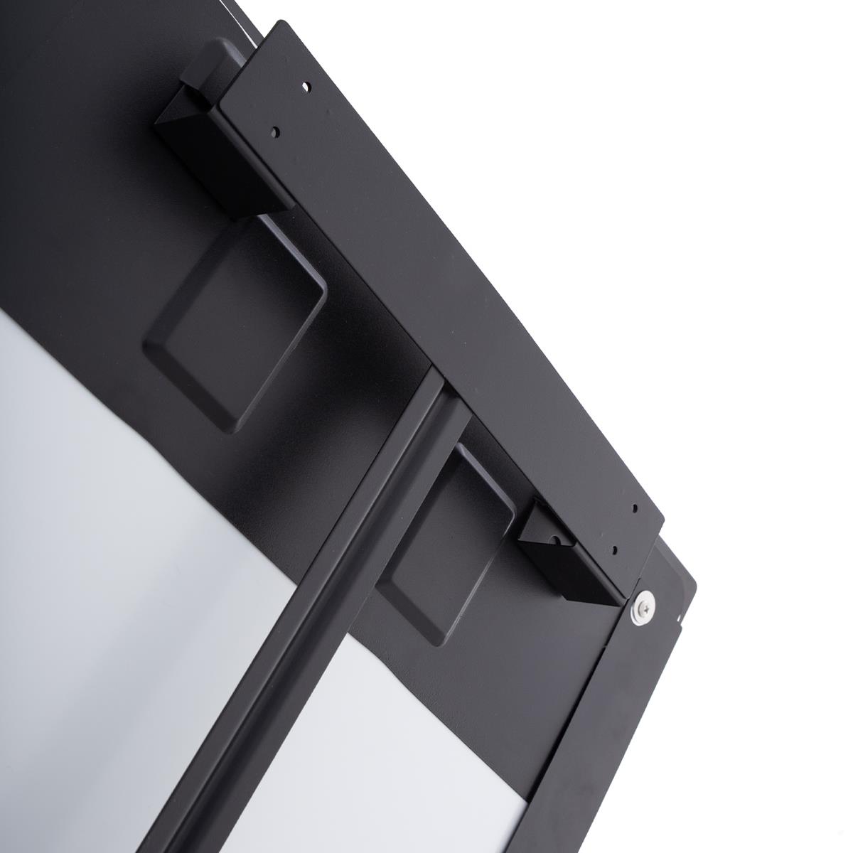 Großansicht der Bildergalerie schwarze WIFI Infrarotheizung mit Handtuchhalter 800W