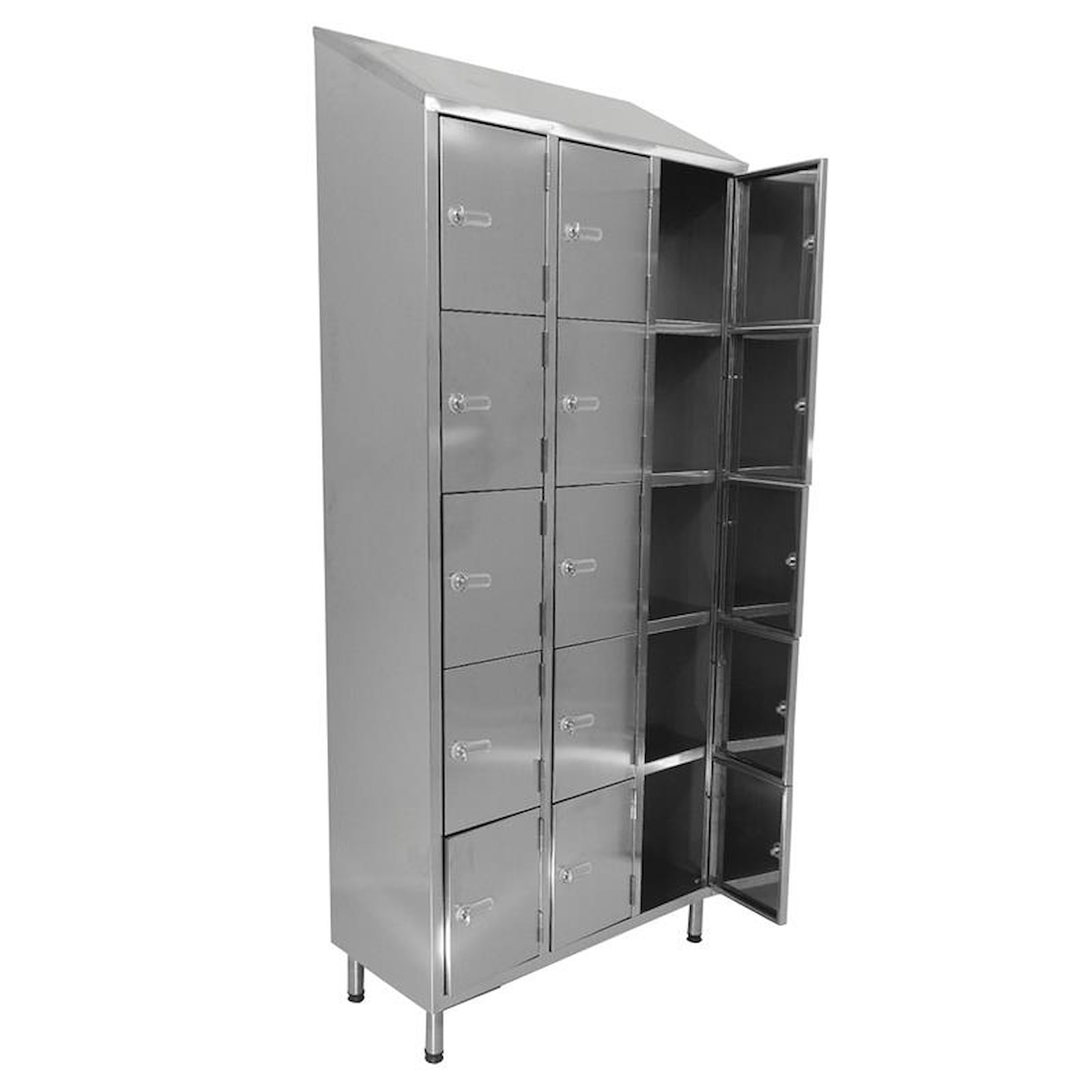 Schließfachschrank geöffnet