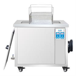 Ultraschallreiniger mit Zubehör