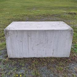 Betongussform glatt 160x80x80 cm